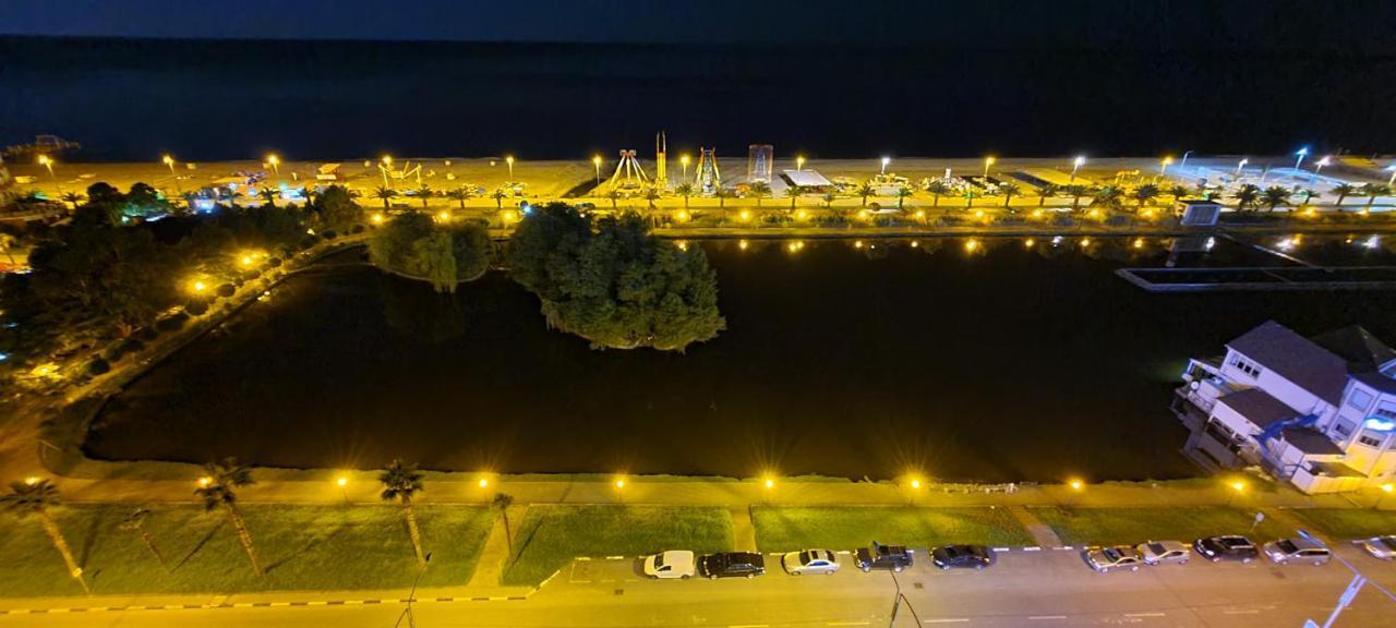 E&S Apartment - Sunset & Sea View Batumi Exterior foto
