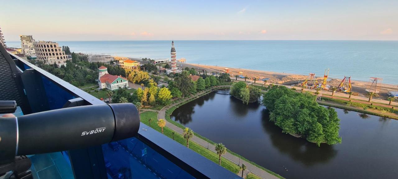 E&S Apartment - Sunset & Sea View Batumi Exterior foto